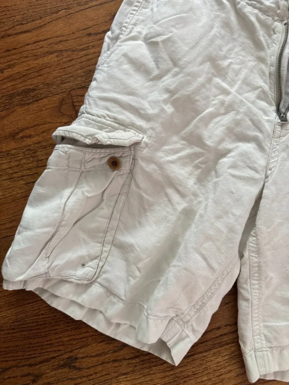 J Crew Broken-in Cargo shorts - size 34 - white